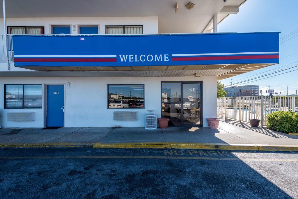 Rodeway Inn Μοντγκόμερι Εξωτερικό φωτογραφία