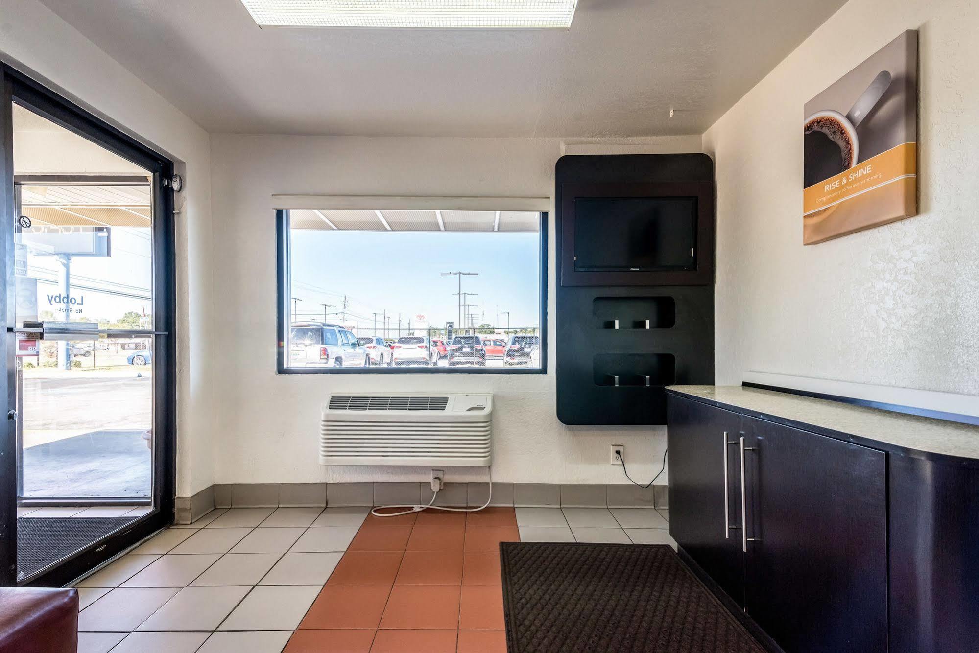 Rodeway Inn Μοντγκόμερι Εξωτερικό φωτογραφία