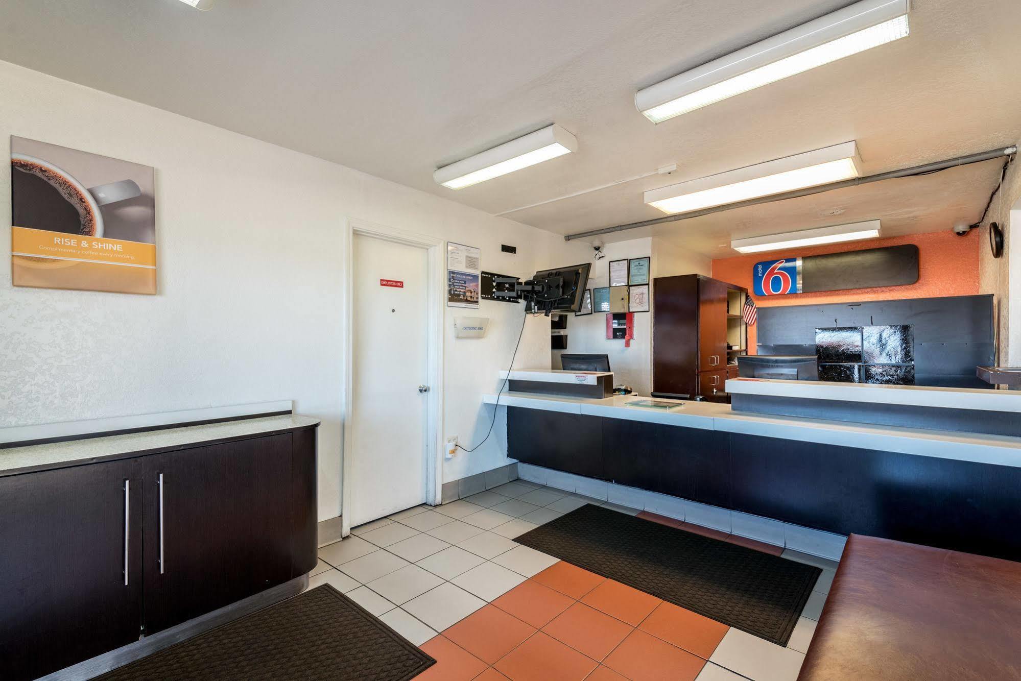 Rodeway Inn Μοντγκόμερι Εξωτερικό φωτογραφία