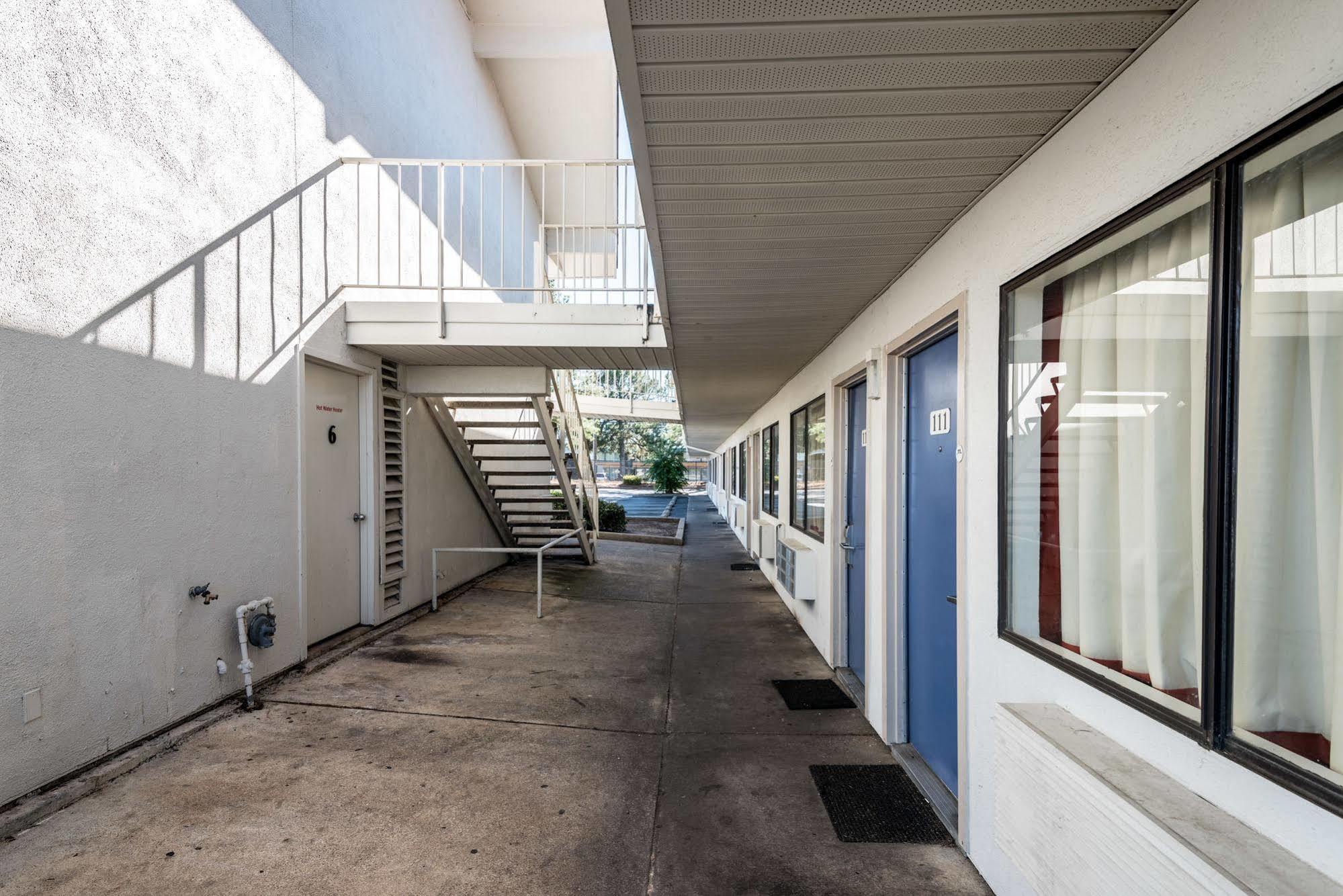 Rodeway Inn Μοντγκόμερι Εξωτερικό φωτογραφία