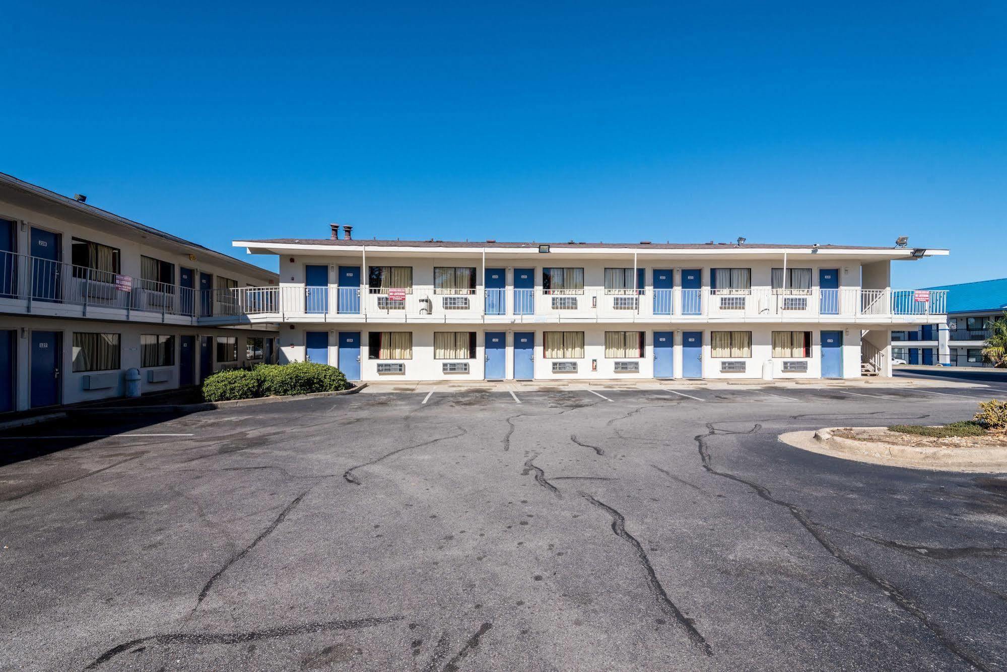 Rodeway Inn Μοντγκόμερι Εξωτερικό φωτογραφία